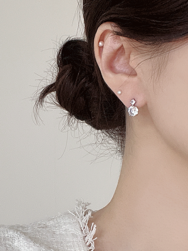 double cubic earring (은침) (귀걸이/귀찌) 15차 재입고